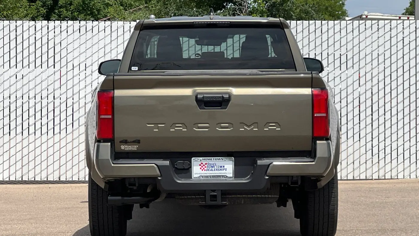 2025 Toyota Tacoma SR5