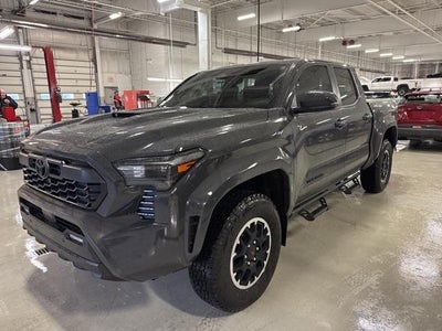 2024 Toyota Tacoma 4X4 TRD Sport 4DR Double Cab 5.0 FT SB 8A