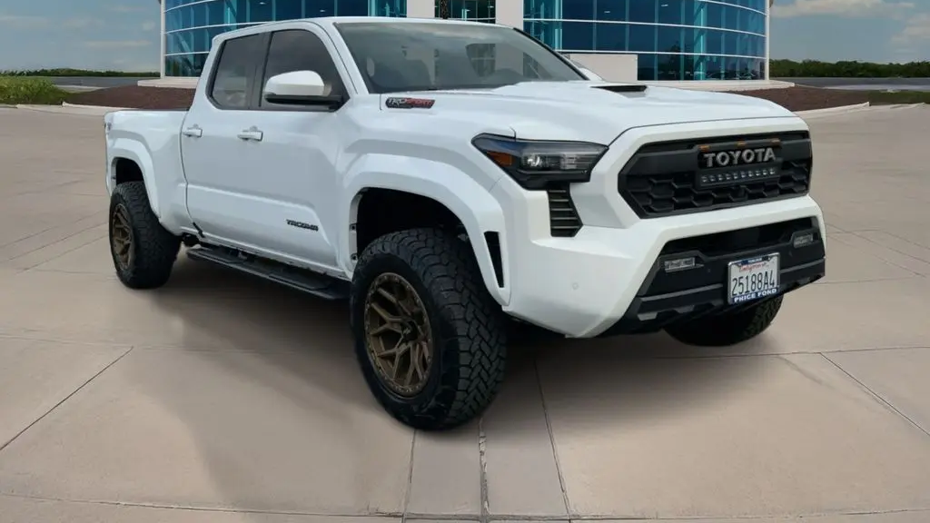 2024 Toyota Tacoma SR5