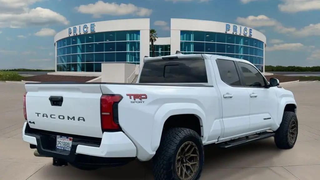 2024 Toyota Tacoma SR5