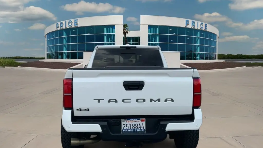 2024 Toyota Tacoma SR5