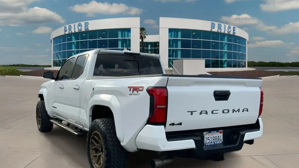 2024 Toyota Tacoma SR5