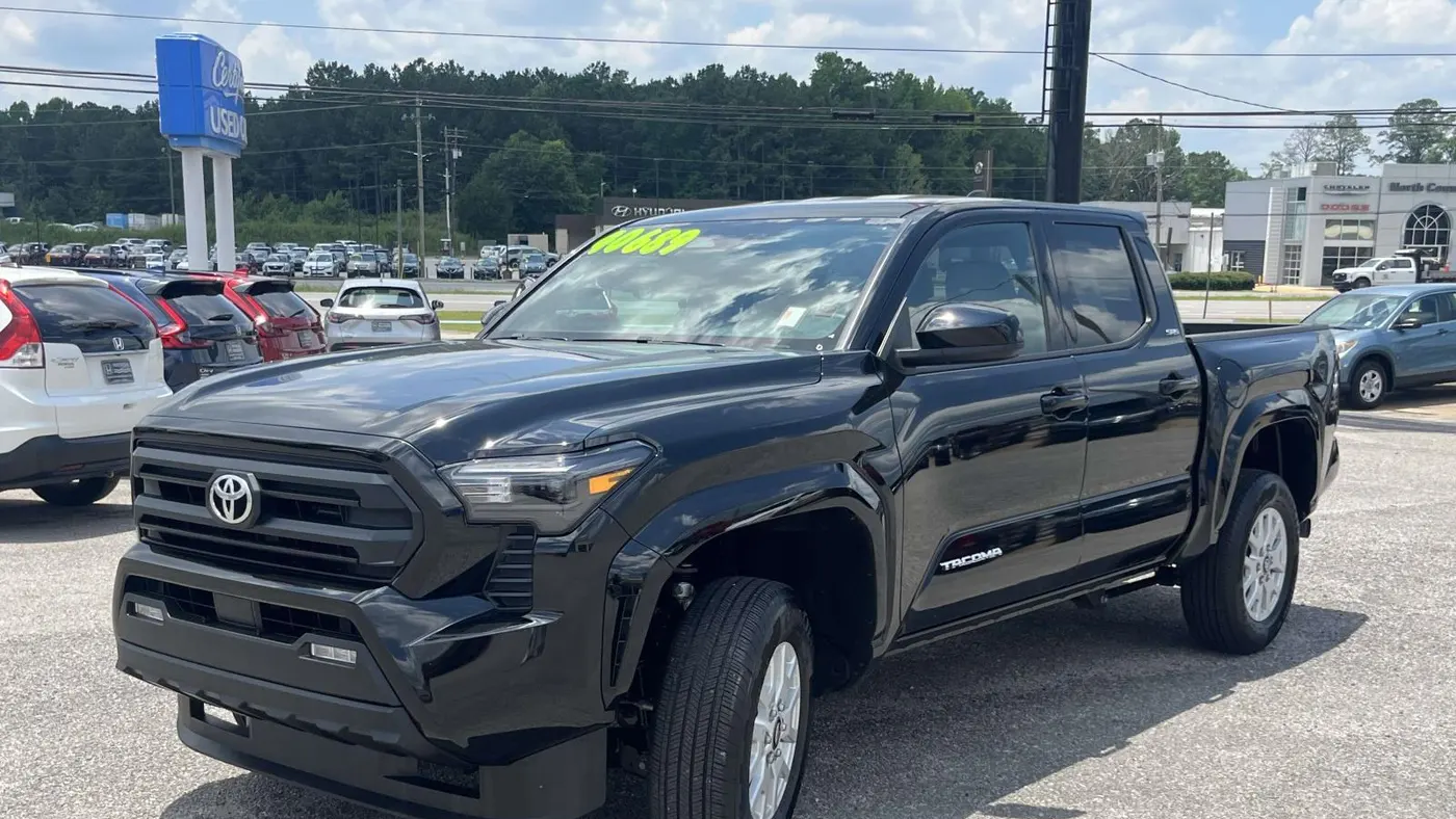 2026 Toyota Tacoma SR5