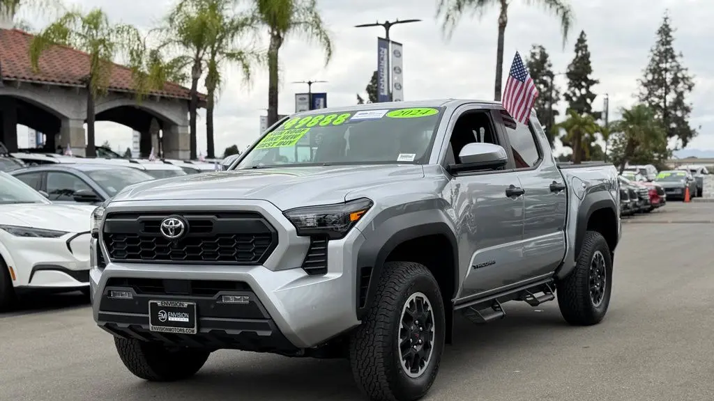 2024 Toyota Tacoma SR5