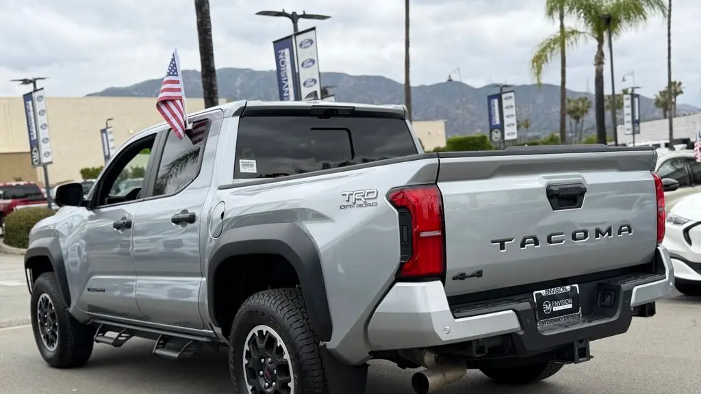 2024 Toyota Tacoma SR5