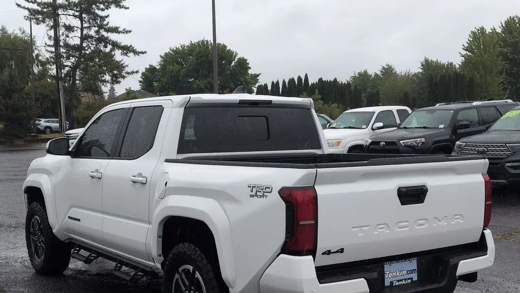 2024 Toyota Tacoma TRD Off-Road