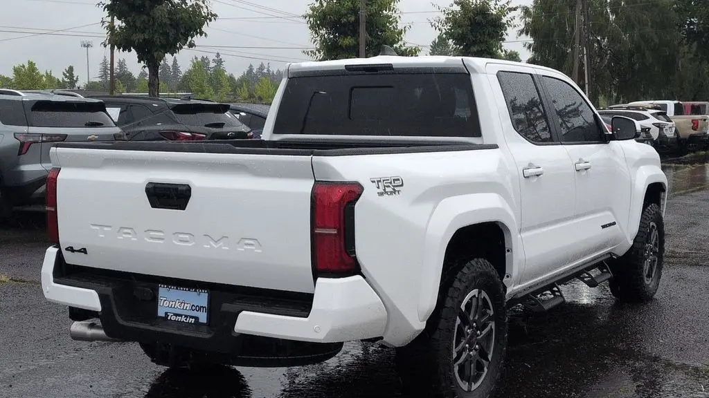 2024 Toyota Tacoma TRD Off-Road