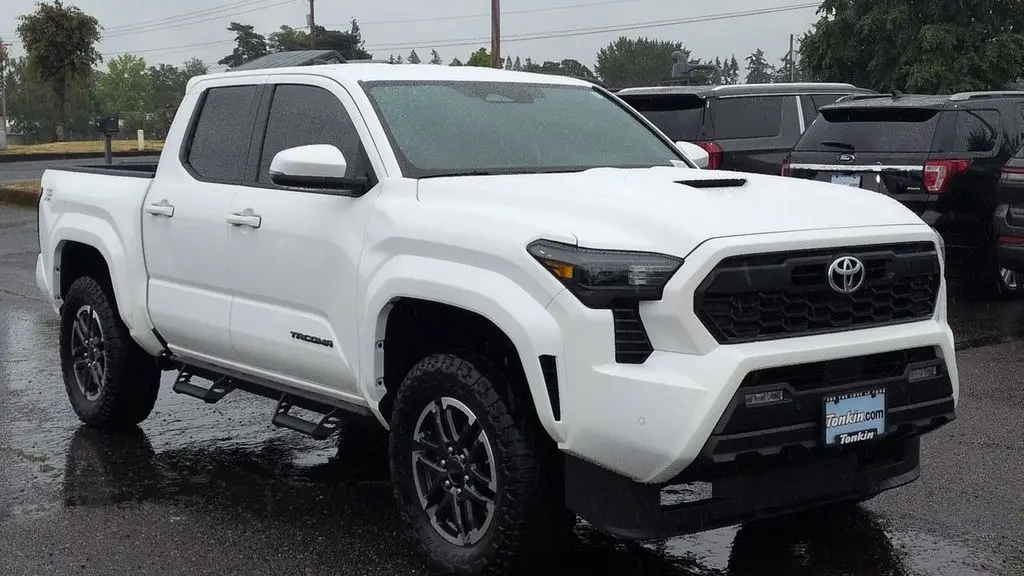 2024 Toyota Tacoma TRD Off-Road