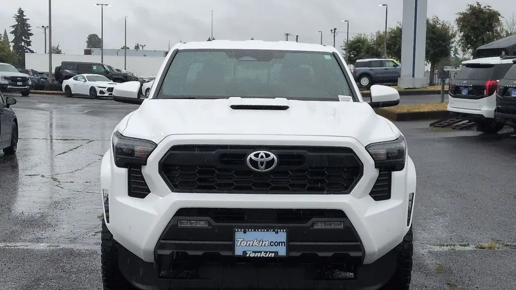 2024 Toyota Tacoma TRD Off-Road