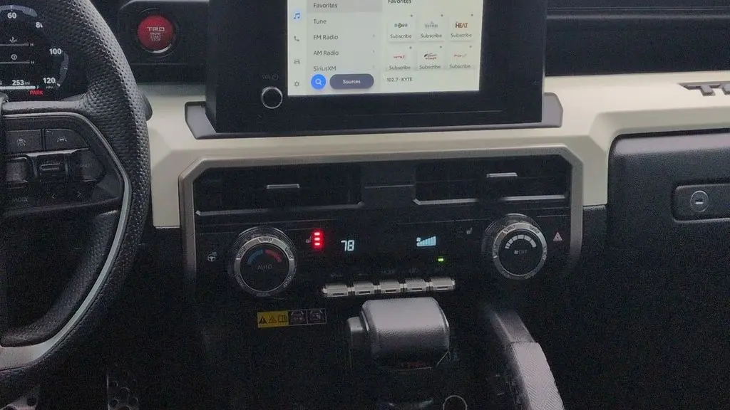 2024 Toyota Tacoma TRD Off-Road