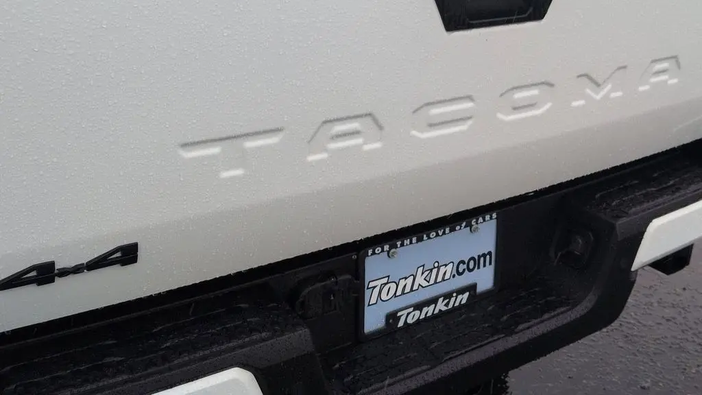 2024 Toyota Tacoma TRD Off-Road