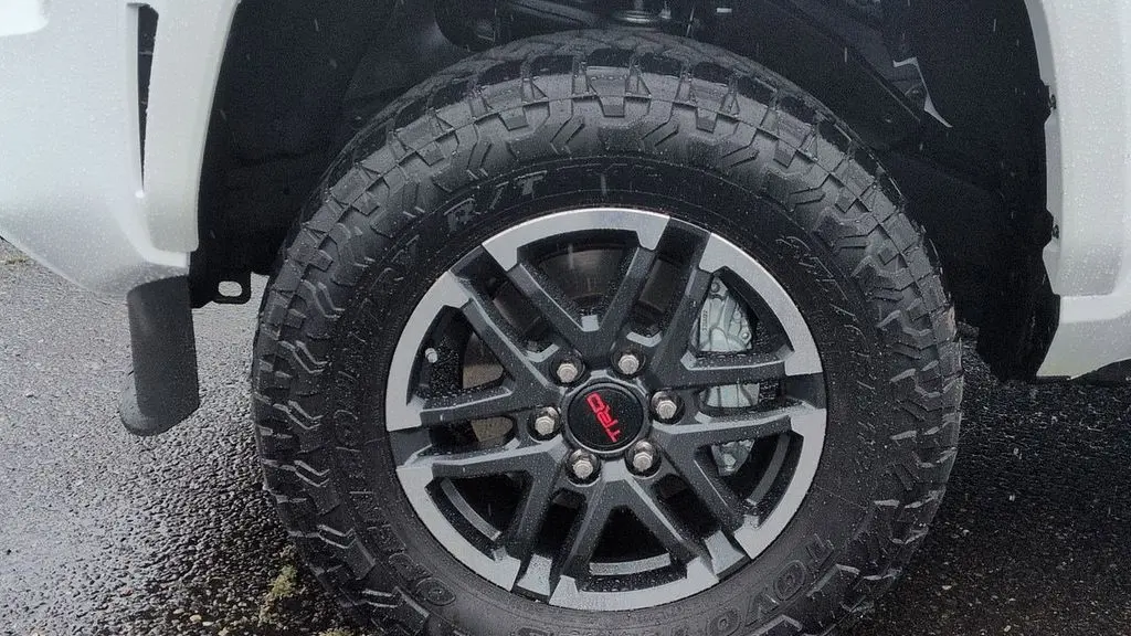 2024 Toyota Tacoma TRD Off-Road