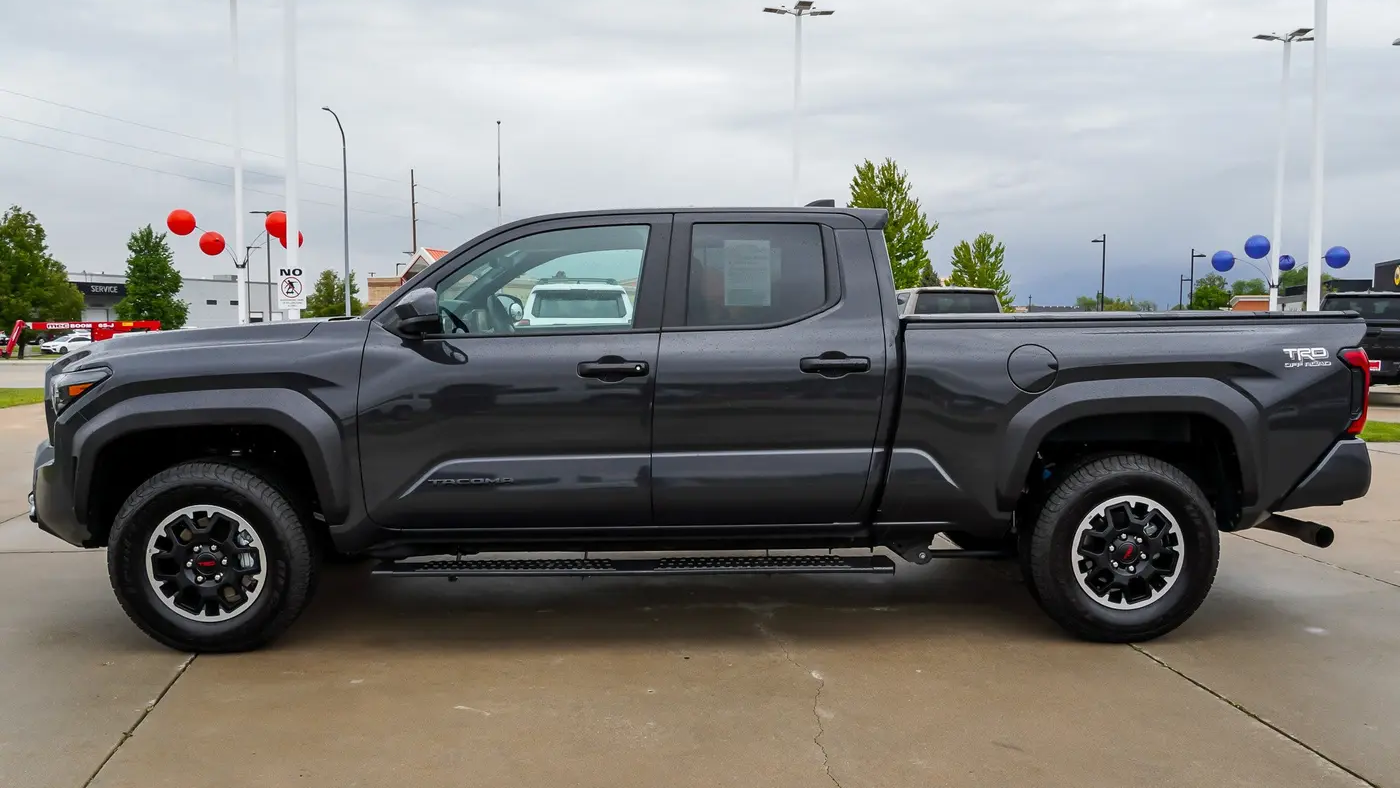 2025 Toyota Tacoma TRD Off-Road