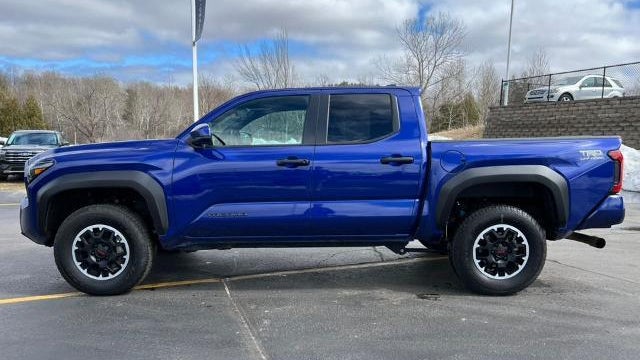 2024 Toyota Tacoma TRD Off-Road