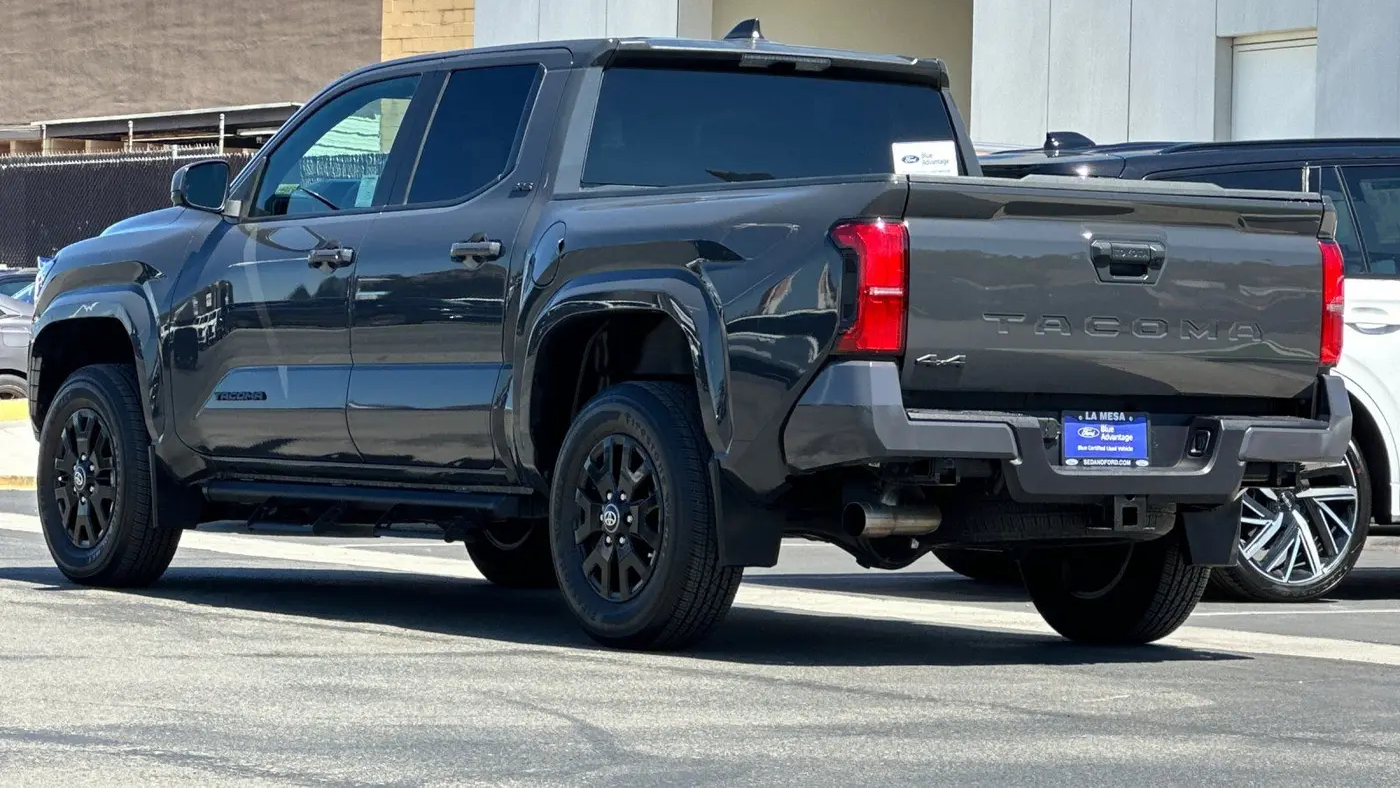 2024 Toyota Tacoma SR5