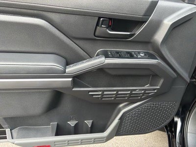 2025 Toyota Tacoma 4X4 SR5 4DR Double Cab 5.0 FT SB