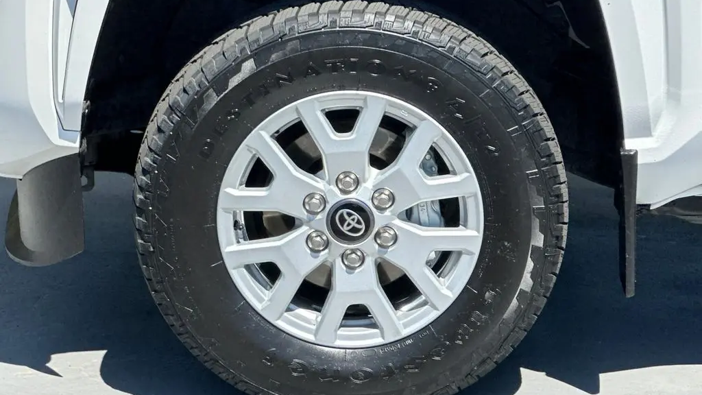 2024 Toyota Tacoma SR5