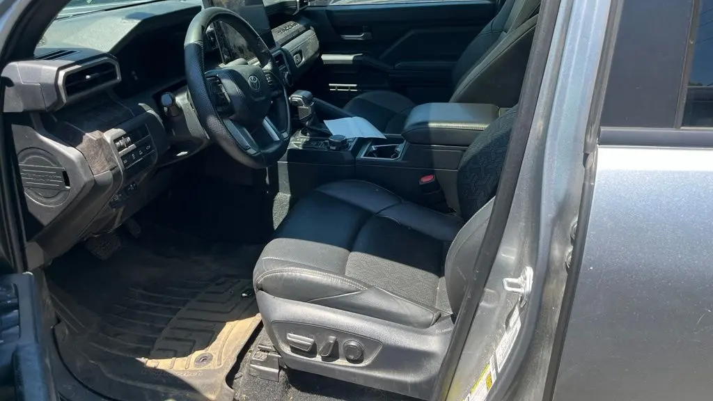 2024 Toyota Tacoma SR5
