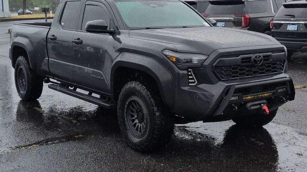 2024 Toyota Tacoma SR5