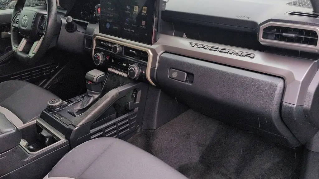2024 Toyota Tacoma SR5