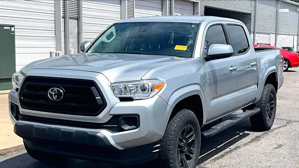 2022 Toyota Tacoma SR