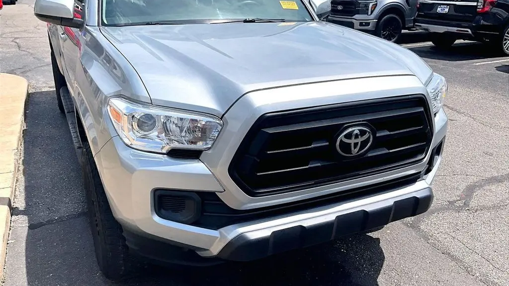2022 Toyota Tacoma SR