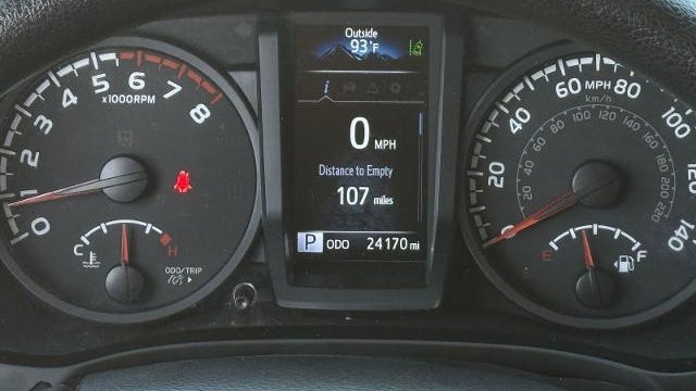 2022 Toyota Tacoma SR5