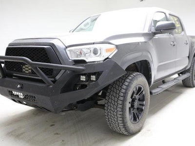 2022 Toyota Tacoma 4X2 SR5 4DR Double Cab 5.0 FT SB