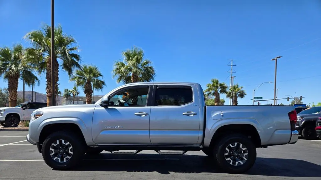 2022 Toyota Tacoma SR5