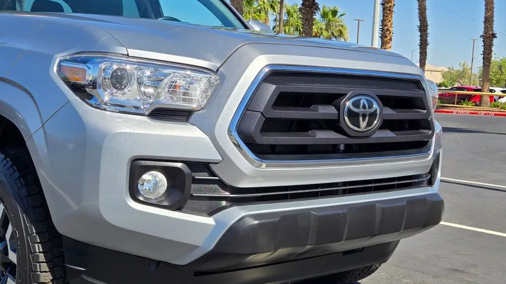 2022 Toyota Tacoma SR5