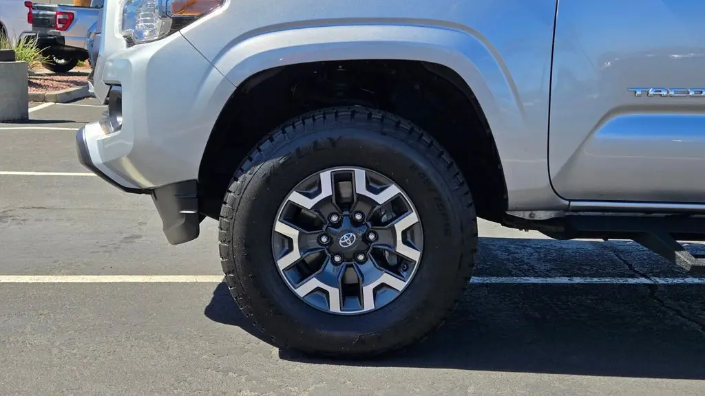 2022 Toyota Tacoma SR5