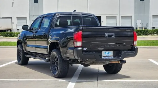 2023 Toyota Tacoma SR5