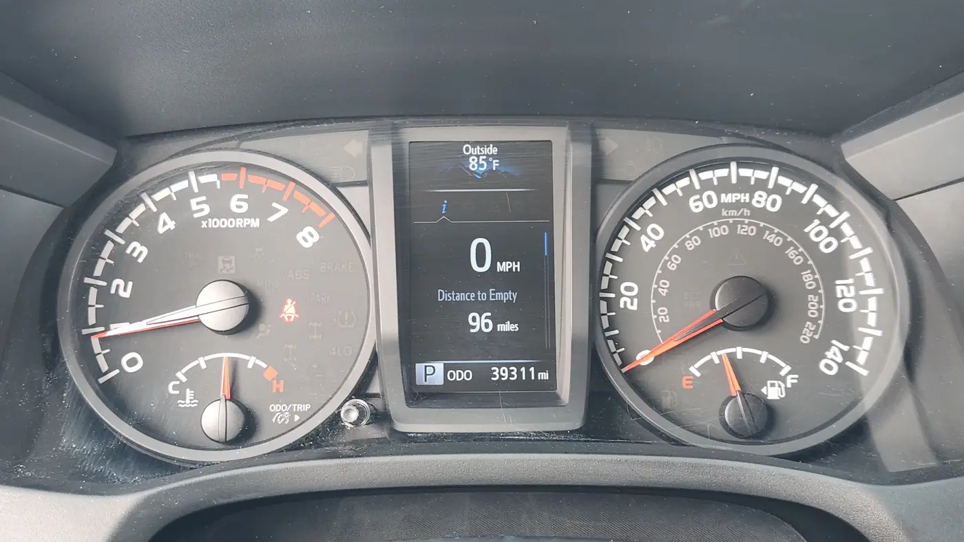 2022 Toyota Tacoma SR