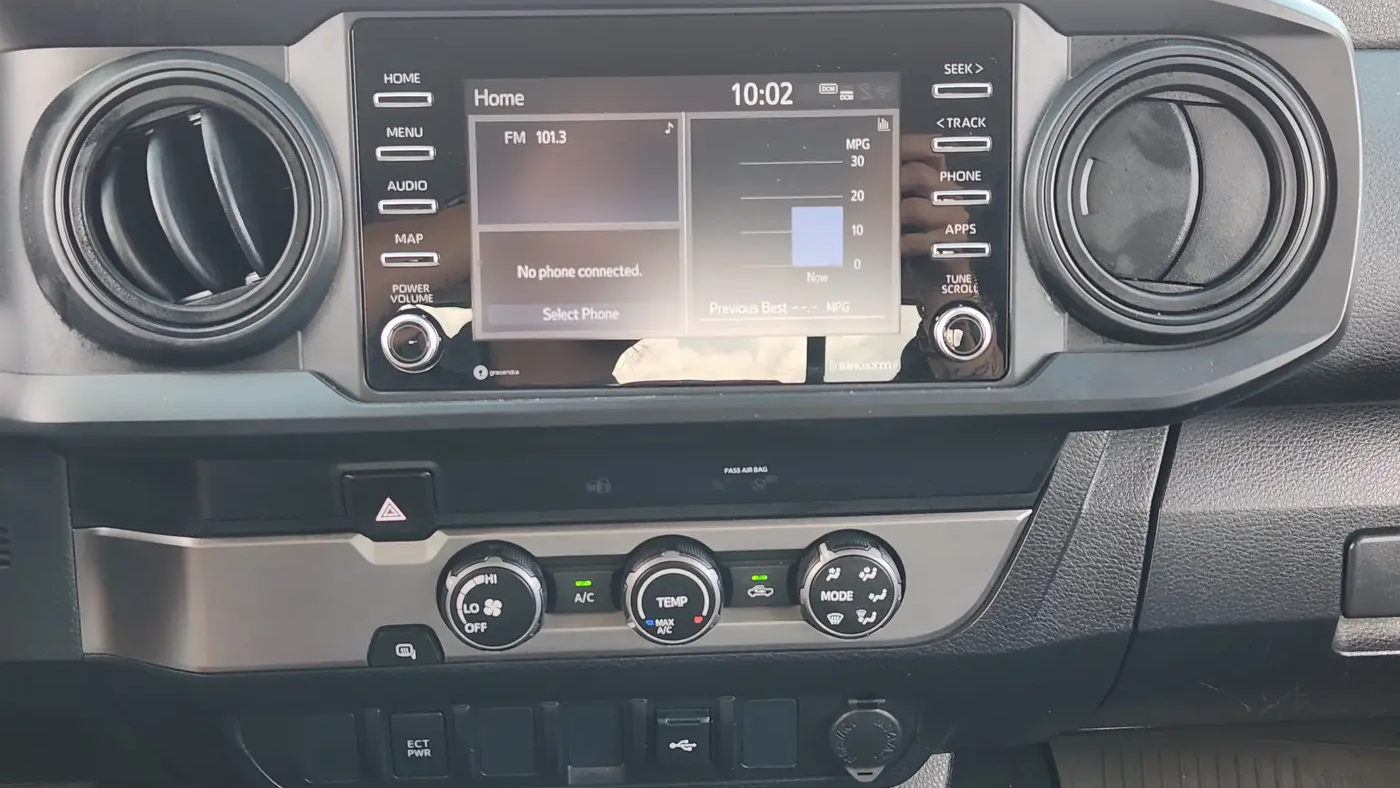 2022 Toyota Tacoma SR
