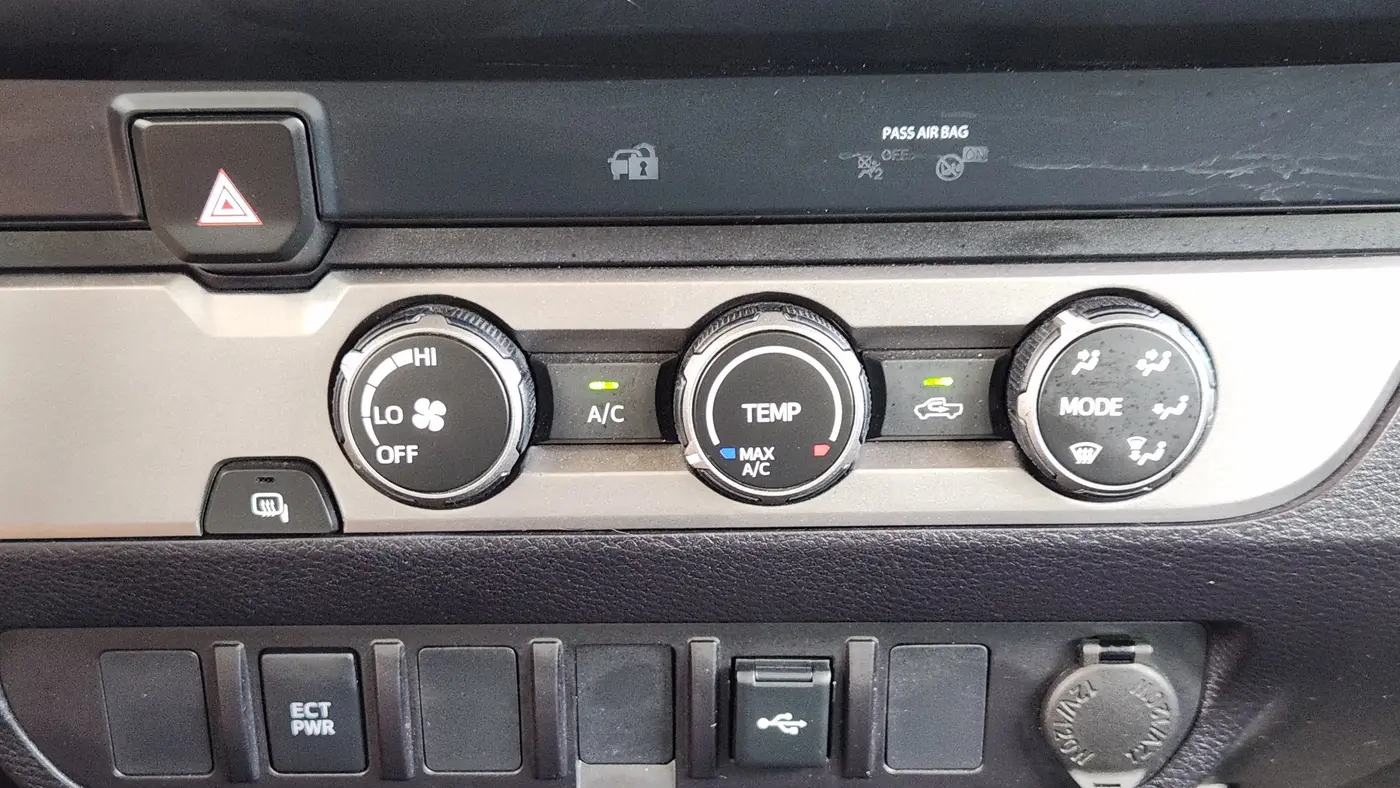 2022 Toyota Tacoma SR