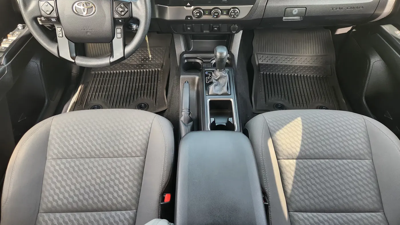 2022 Toyota Tacoma SR