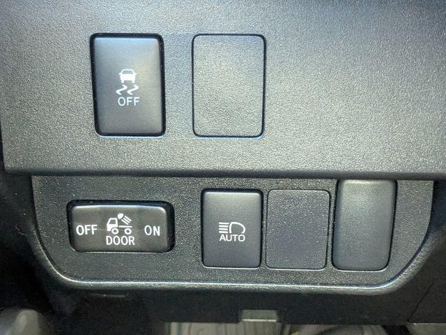 2023 Toyota Tacoma - $28,990