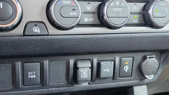 2023 Toyota Tacoma TRD Off-Road