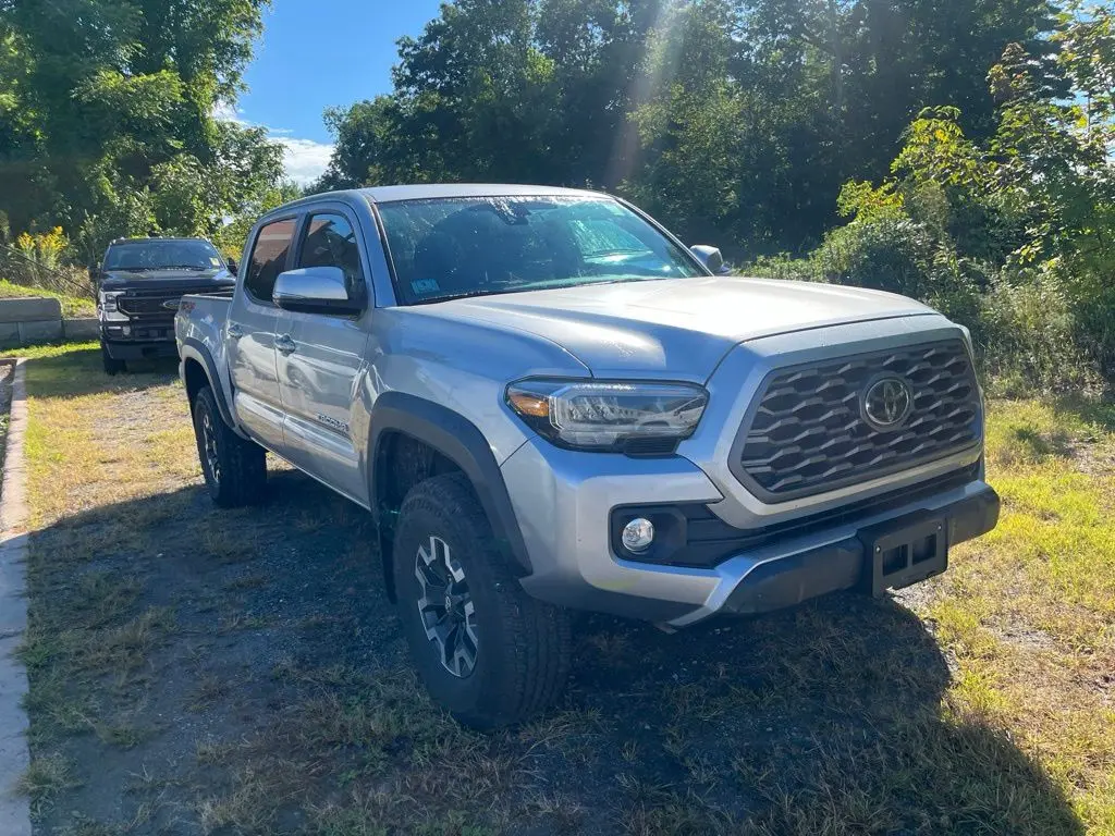 2023 Toyota Tacoma TRD Sport — photo 1 of 5