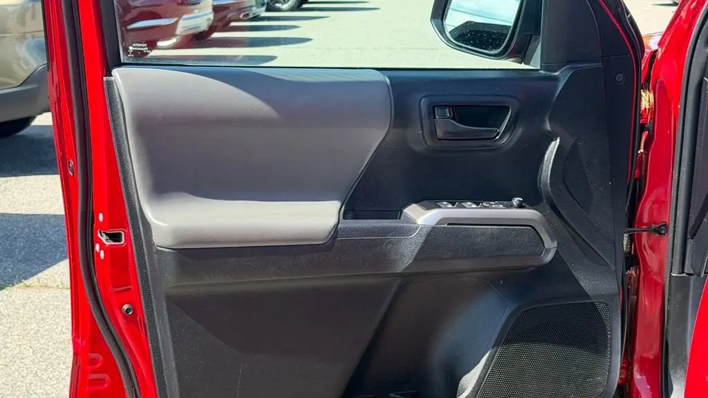 2023 Toyota Tacoma SR V6