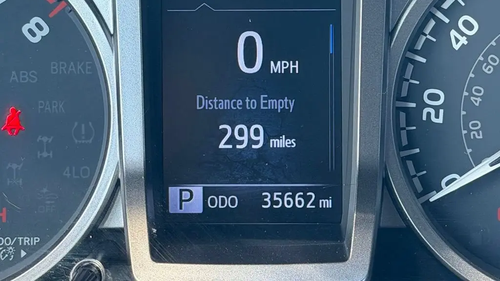 2023 Toyota Tacoma SR V6