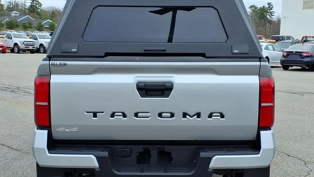 2025 Toyota Tacoma SR5