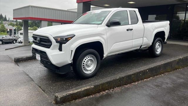 2025 Toyota Tacoma SR