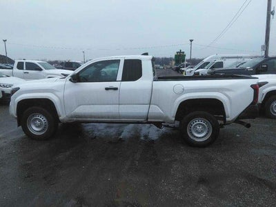 2024 Toyota Tacoma 4X2 SR 2DR Xtracab 6.1 FT LB