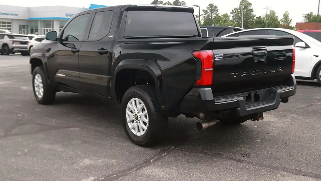 2025 Toyota Tacoma SR5