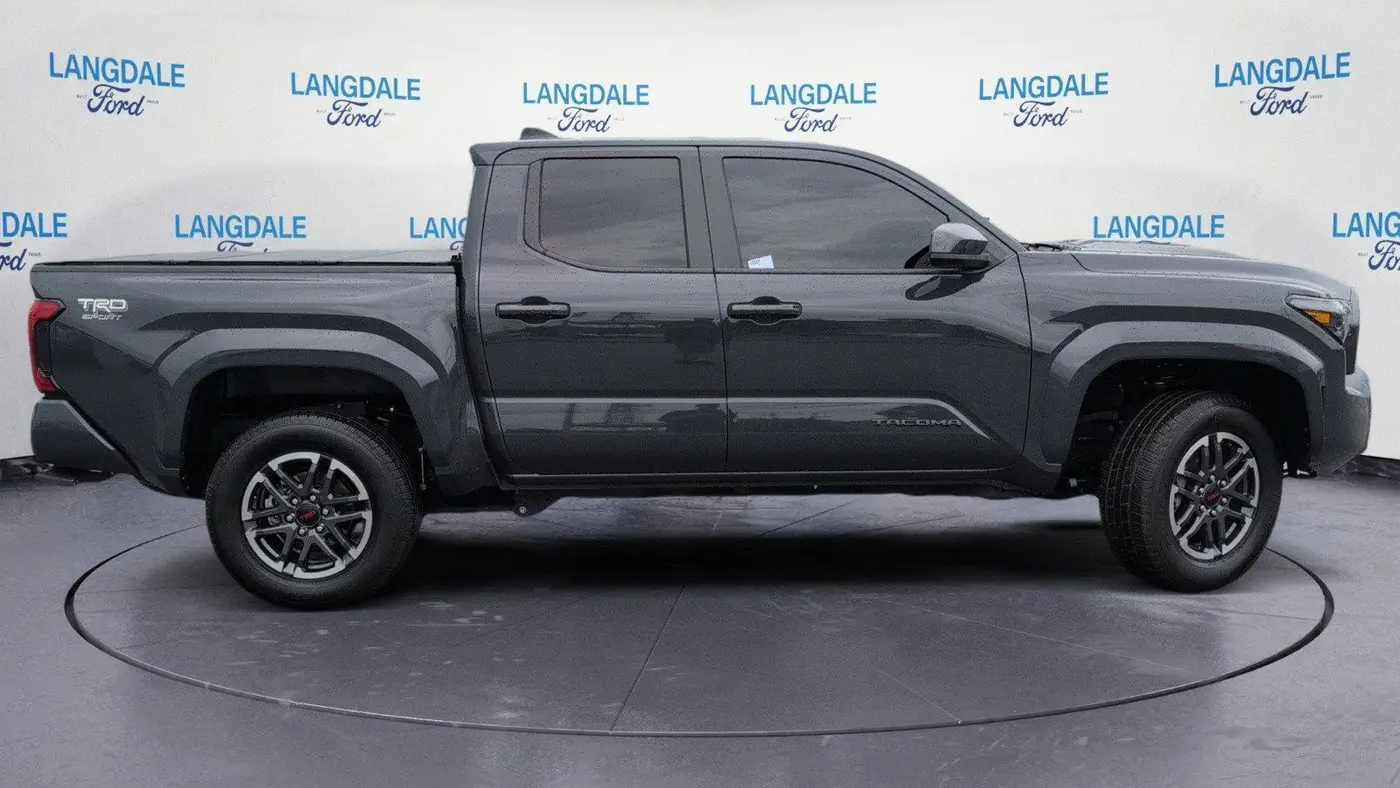 2024 Toyota Tacoma SR5