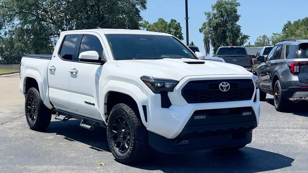2024 Toyota Tacoma SR5