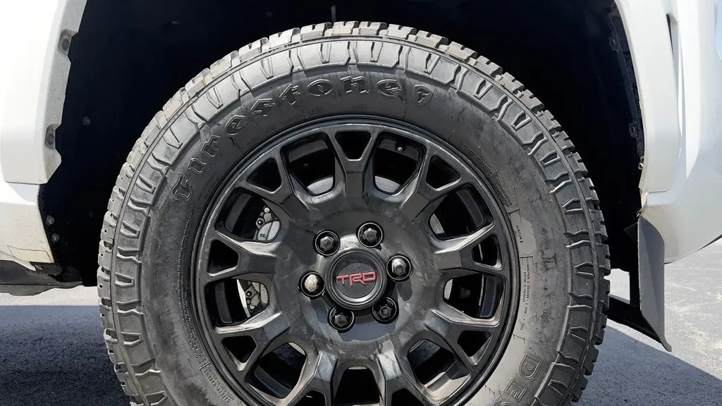 2024 Toyota Tacoma SR5