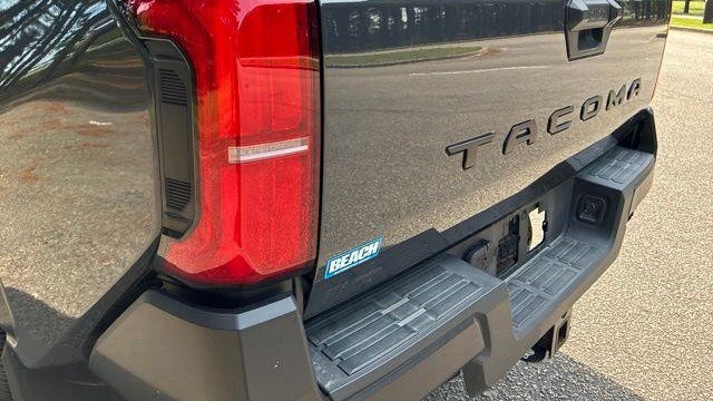 2025 Toyota Tacoma SR