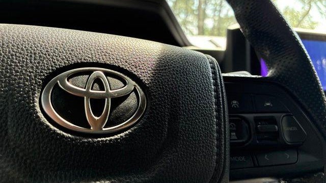 2025 Toyota Tacoma SR